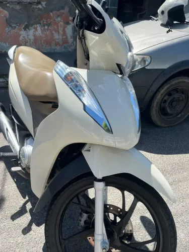 Vendo Honda biz 125 ano 2024