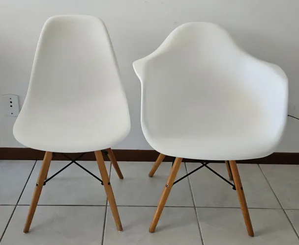 Cadeiras eames, tokstok.