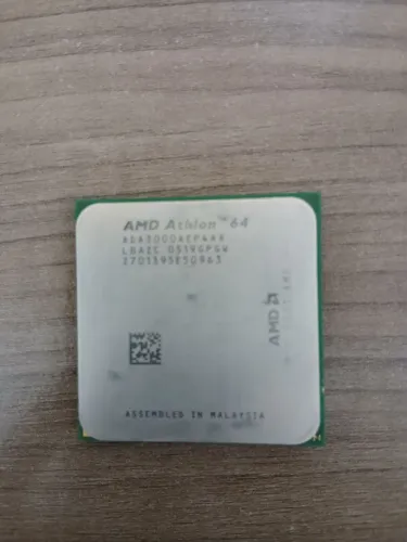 AMD Athlon 64 3000+ 2.0GHz Socket 754 ADA3000AEP4AX Retro PC