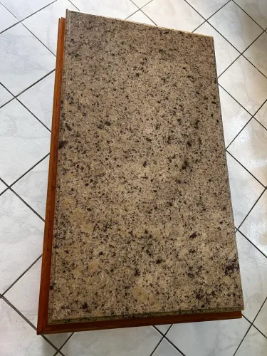 Vendo centro de mesa , granito 