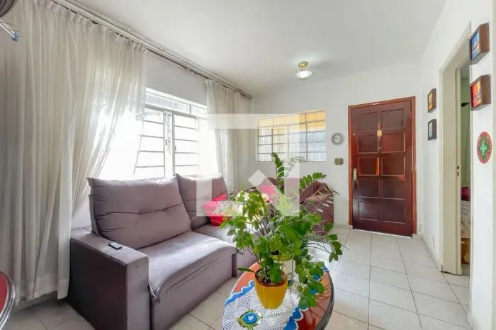 Casa à Venda - Vila Yara, 3 Quartos, 245 m2