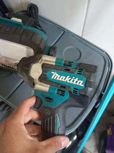 Chave de impacto Makita 