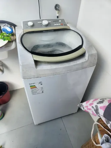 Vendo máquina de lavar 9kg