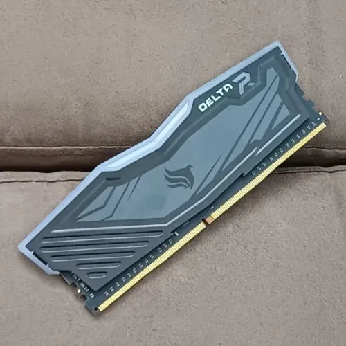 Pente de memória Delta R 16gb