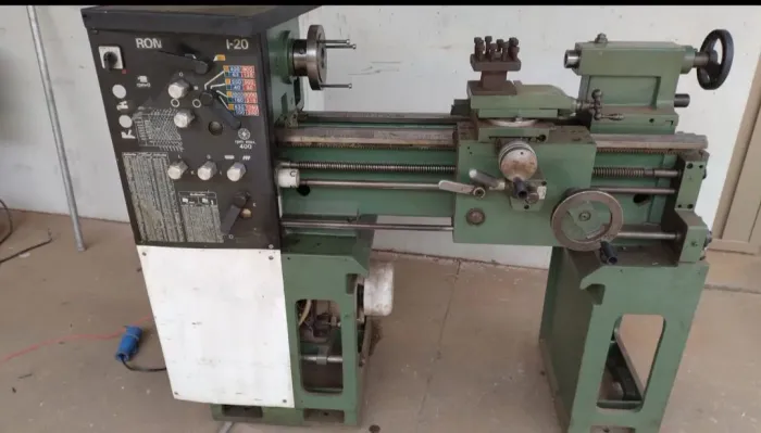 Torno Romi I20