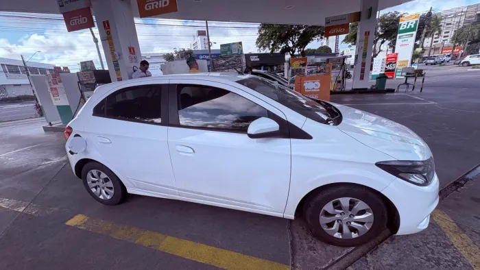 Chevrolet Onix JOY Hatch 1.0 8V Flex Mec. 4P 2019