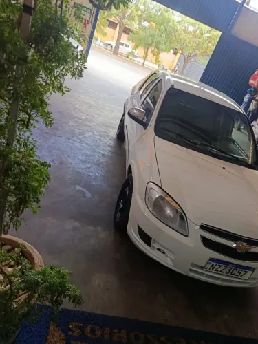 Chevrolet Prisma Sed. Maxx/ LT 1.4 8V Econof. 4P 2012