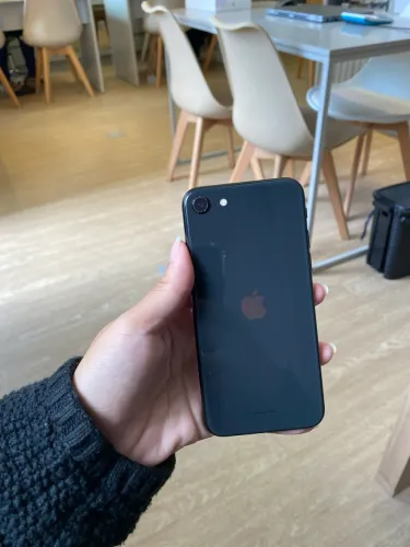 iPhone SE 