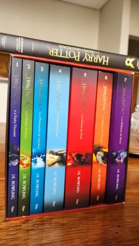 Box completo de Harry Potter + 8° livro "A criança amaldiçoada"