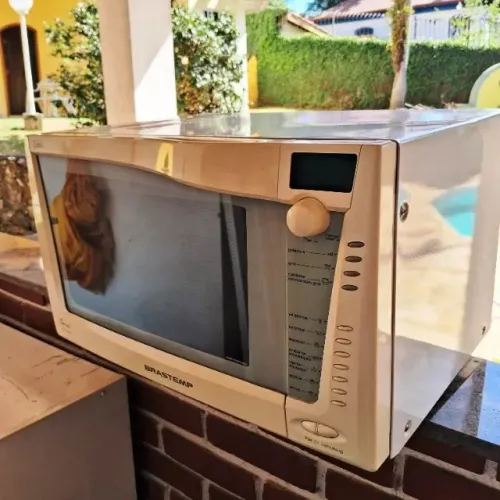 MICROONDAS BRASTEMP JET DEFROST 27 LITROS GRIL OFERTA 2 X SEM JUROS NO CARTÃO OU 10% PIX