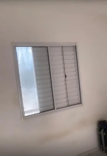 Aluga-se Quarto em apartamento Jardim Presidente Dutra