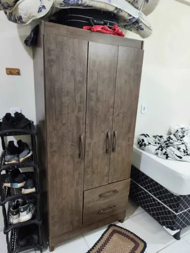 Desapego Móveis, Guarda Roupa, Mesa