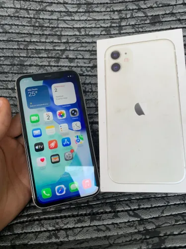 iPhone 11