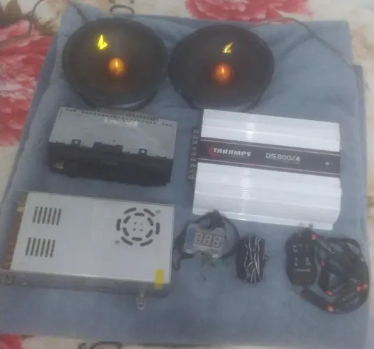 Som automotivo  Pioneer com Bluetooth, zetta 240 RMS,módulo Taramps 800 