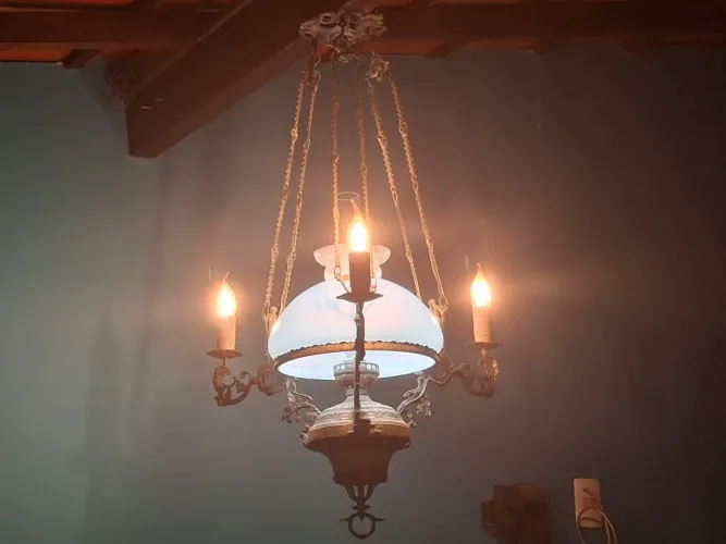 Lustre colonial Vintage. Em perfeito estado