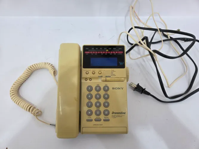 RÁDIO RELÓGIO TELEFONE SONY DREAMLINE IT-K300 AM/FM VINTAGE