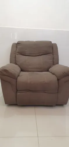 Poltrona Reclinável Com Balanço - Ideal Para Amamentação / Descanso