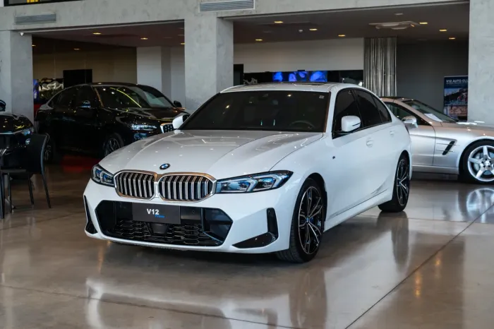 BMW 320I A 2.0 TB M Sport Activeflex 16V 4P 2024