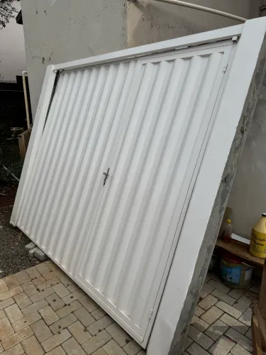 Portão Automático de Garagem em Chapa 2,80x2,20 com Motor e Controle