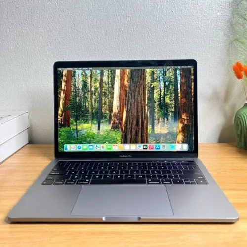 MacBook Pro 13 2018 i7 16GB 512GB - touch bar nao funciona - R$ 1999