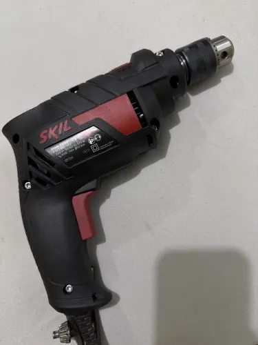 Furadeira skil 6660