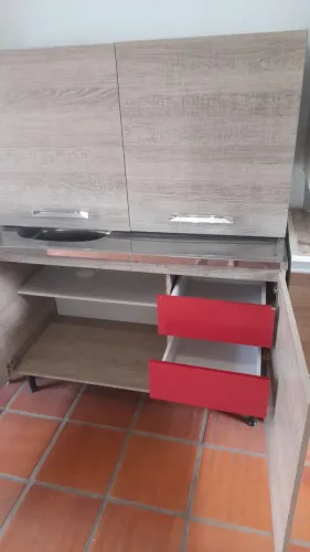 Conjunto armário de pia e aéreo