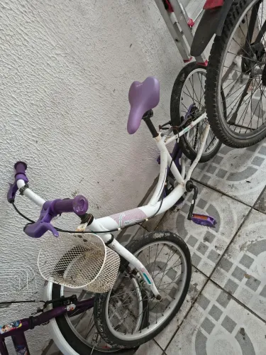 Bicicleta Caloi Ceci infantil