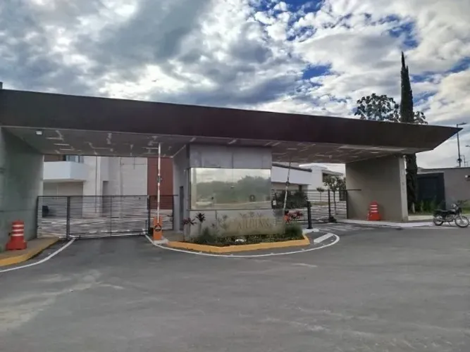 Lote em Condomínio Fechado - Condomínio Jardins
