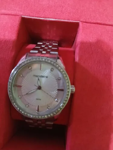 Relogio mondaine seminário novo na caixa (feminino)