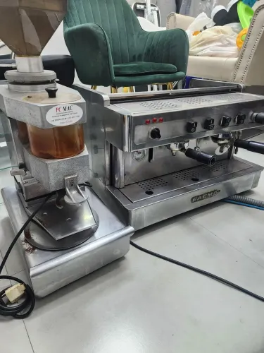 MAQUINA.DE CAFE FAEMA