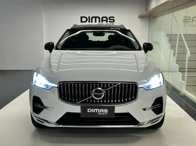 Volvo XC-60 T-8 Ultimate 2.0 AWD (híbrido) 2023