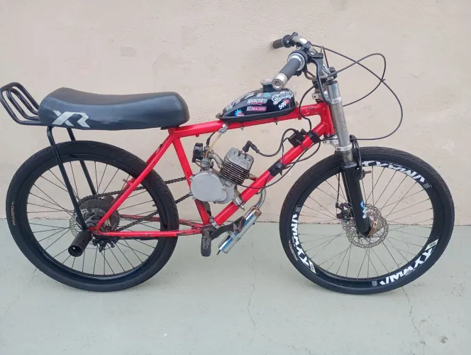 Bicicleta motorizada seminova,com motor novo