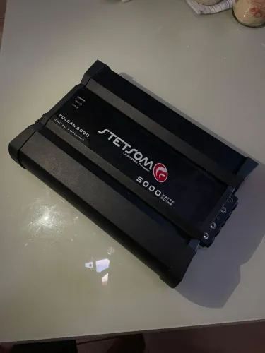 Módulo Stetsom Vulcan 5000 Digital 5000W 2 Ohms Lacrado