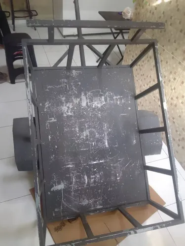 Vende-se um reboque de moto 