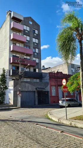 APTO C/ELEVADOR/LAREIRA PRÓX. CATEDRAL