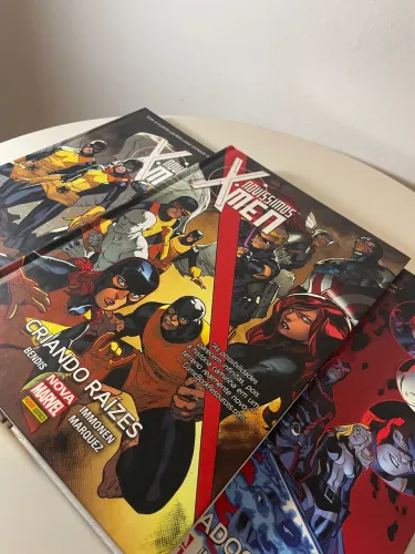 X-Men HQ Capa Dura Vol. 1 ao 3 + Volume Avulso | Excelente Estado