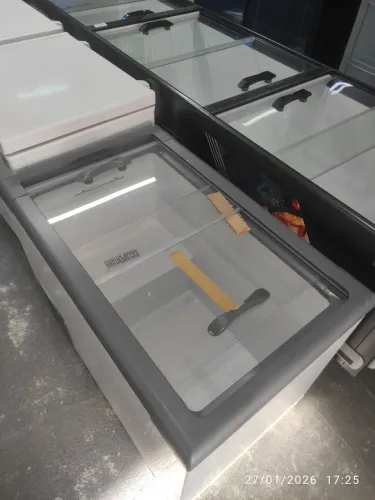Bh Freezer horizontal tampa de vidro para sorvete 300 litros