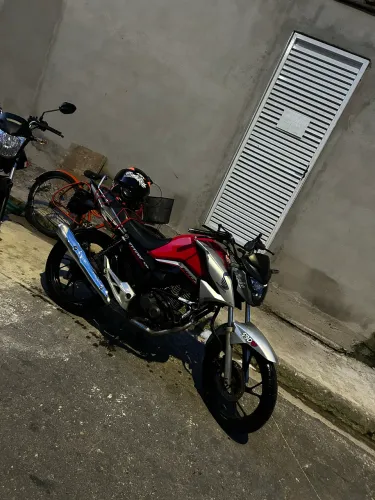 cg titan 2023 (troco em carro)