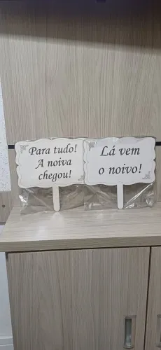 2 plaquinhas noiva e noivo nova