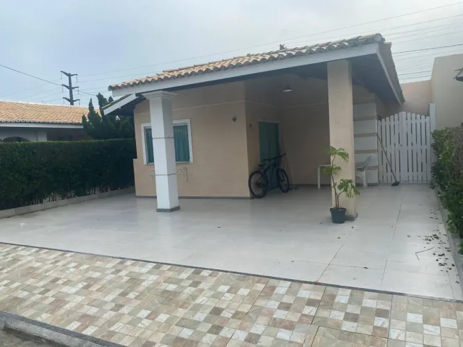 CASA NO CONDOMÍNIO SANTA FELICIDADE VILLE