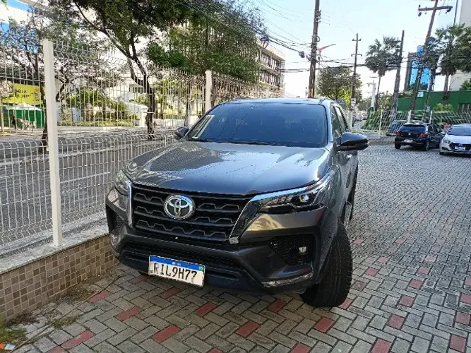Toyota Hilux SW4 SRV 4X2 2.7 Flex 16V Aut. 2021