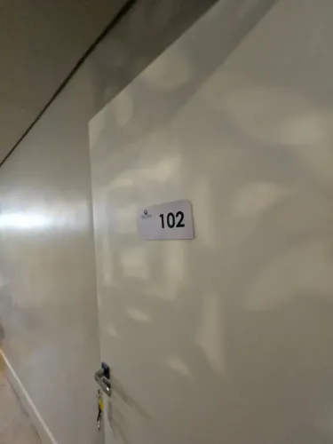 ? APARTAMENTO MOBILIADO PARA LOCAÇÃO - APTO 102 ?