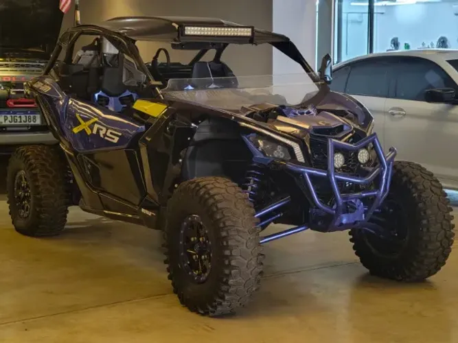 UTV CAN-AM MAVERICK X3 - ANO 2017