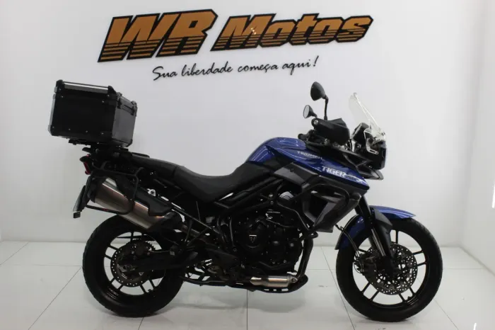TRIUMPH TIGER 800 XRX *** POSSUI LEILÃO ***