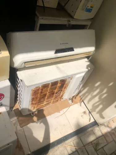 Ar-condicionado Eletrolux ecoturbo 9.000Btus (Convencional)