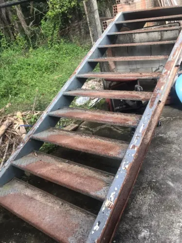 Escada de ferro 