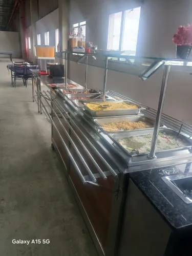 Contrata-se cozinheiro
