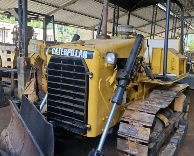 Trator Esteira Caterpillar D4E 