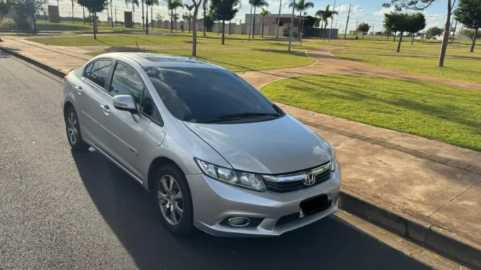 Honda Civic Sedan EXS 1.8/1.8 Flex 16V Aut. 4P 2012