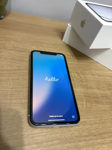 iPhone XR Branco 64gb